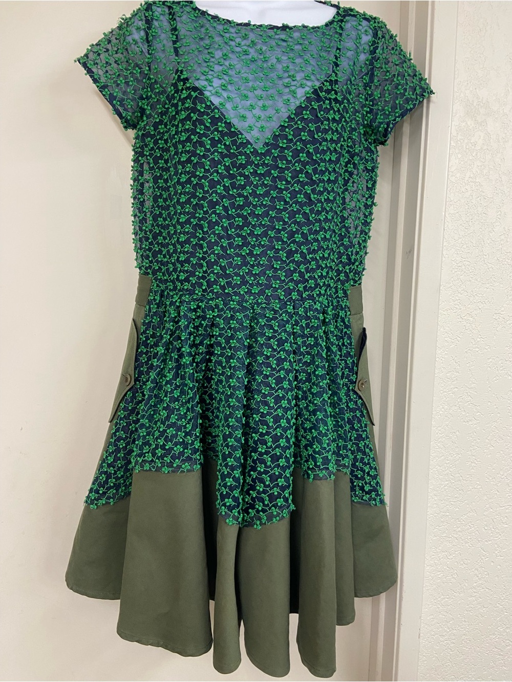 Sacai Green Floral  Overlay dress-shorts size 3 or Medium Large
